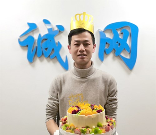 公司員工生日會(huì)，開(kāi)開(kāi)心心漲一歲